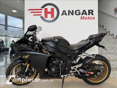 YZF R1