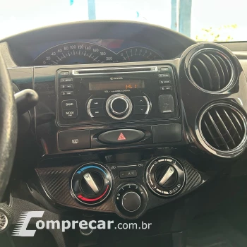 ETIOS 1.5 X Sedan 16V