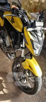 CB 300F