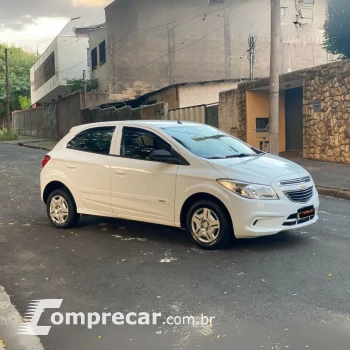 ONIX HATCH LT 1.0 8V FlexPower 5p Mec.
