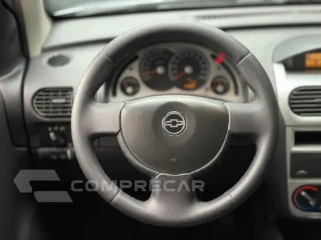 CORSA 1.4 MPFI PREMIUM SEDAN 8V FLEX 4P MANUAL