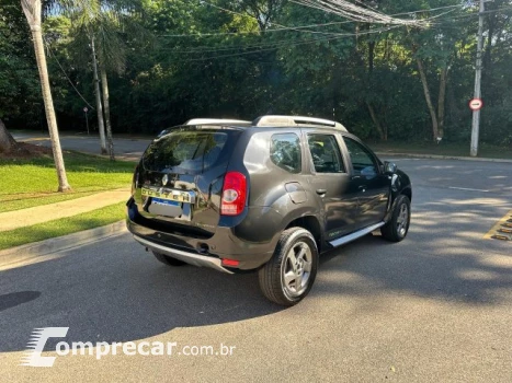 DUSTER - 1.6 TECH ROAD 4X2 16V 4P MANUAL