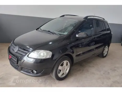 Volkswagen SPACEFOX - 1.6 MI COMFORTLINE 8V 4P MANUAL 4 portas