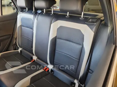T-Cross Highline 1.4 TSI Flex 16V 5p Aut