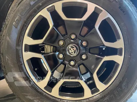 HILUX 2.8 D-4D TURBO DIESEL CD SRX 4X4 AUTOMÁTICO