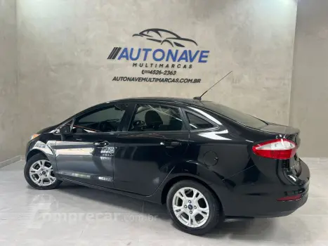 Fiesta Sedan 1.6 4P FLEX SE POWERSHIFT AUTOMÁTICO