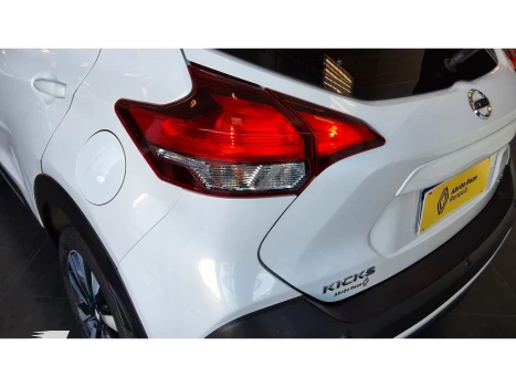 KICKS 1.6 16V FLEXSTART SV 4P XTRONIC