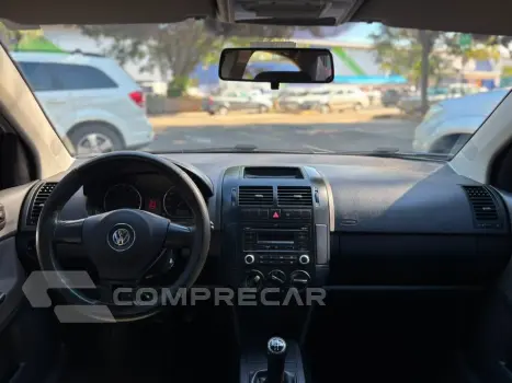 POLO SEDAN 1.6 MI 8V