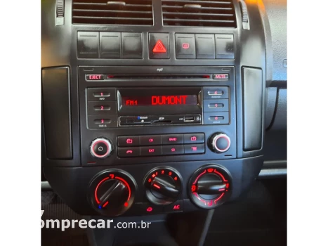 POLO SEDAN 1.6 MI 8V FLEX 4P AUTOMATIZADO