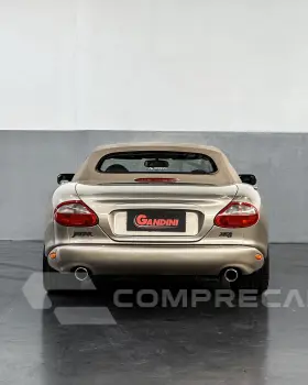 XK8 4.0 Conversível V8 32V