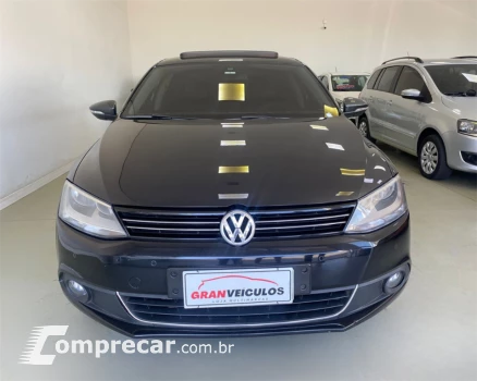 JETTA 2.0 TSI HIGHLINE 200CV GASOLINA 4P TIPTRONIC