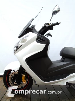 DAFRA MAXSYM 400I