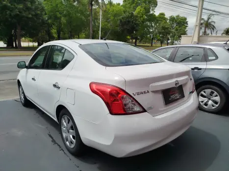 VERSA SV 1.6 16V Flex Fuel 4p Mec.