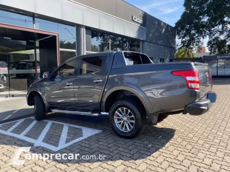 L200 TRITON 2.4 16V Turbo Sport Hpe-s CD 4X4
