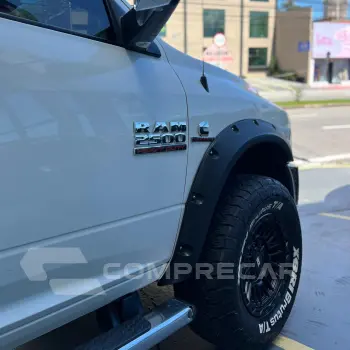 2500 6.7 I6 Turbo Laramie CD 4X4