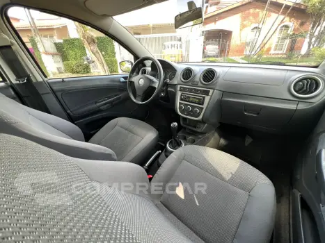 VOYAGE 1.0 12V MPI Totalflex Trendline