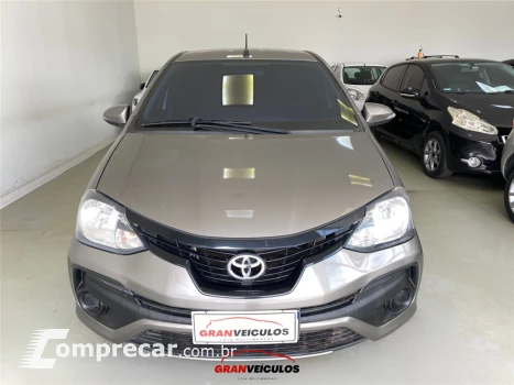 ETIOS 1.5 X PLUS SEDAN 16V FLEX 4P AUTOMÁTICO
