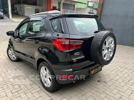 EcoSport TITANIUM 2.0 16V Flex 5p Aut.