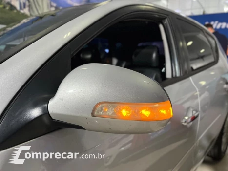 I30 2.0 MPFI GLS 16V GASOLINA 4P AUTOMÁTICO