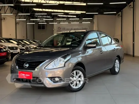 NISSAN VERSA 1.6 16V FLEXSTART SV 4P XTRONIC 4 portas