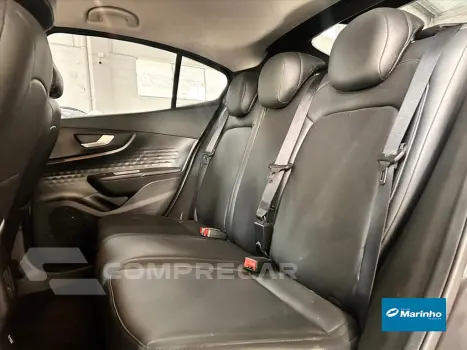 FASTBACK 1.0 TURBO 200 HYBRID AUDACE CVT