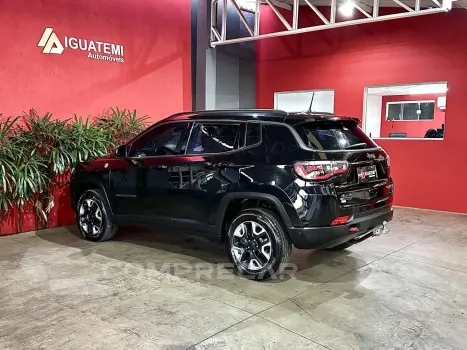 COMPASS 2.0 16V DIESEL TRAILHAWK 4X4 AUTOMÁTICO