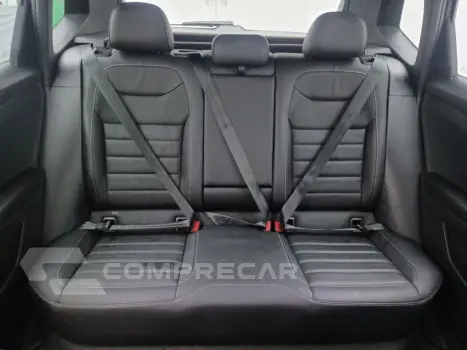 TAOS 1.4 250 TSI TOTAL FLEX HIGHLINE AUTOMÁTICO