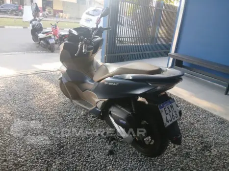 PCX DLX - SCOOTER
