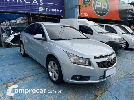 Cruze Sedan