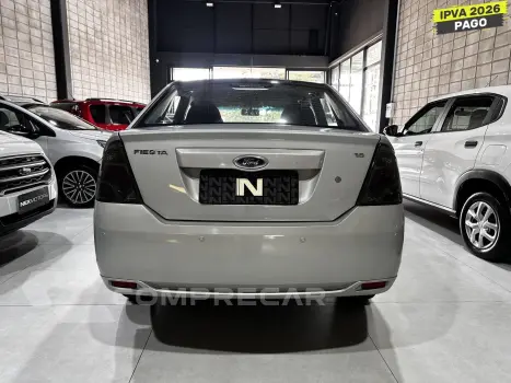 FIESTA 1.6 ROCAM SE SEDAN 8V FLEX 4P MANUAL