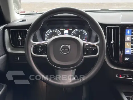 XC60 2.0 D5 DIESEL MOMENTUM AWD GEARTRONIC