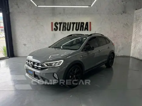 Volkswagen NIVUS 1.0 200 TSI Highline 4 portas
