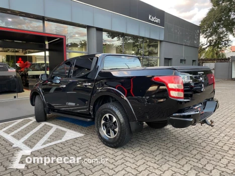 L200 TRITON 2.4 16V Turbo Sport HPE CD 4X4