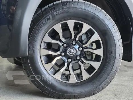 HILUX 2.8 D-4D TURBO DIESEL CD SRX LIMITED 4X4 AUTOMÁTICO