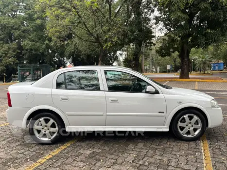 ASTRA 2.0 MPFI Advantage 8V