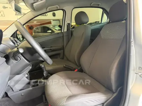 VOLKSWAGEN Gol (novo) 1.0 Mi Total Flex 8V 4p
