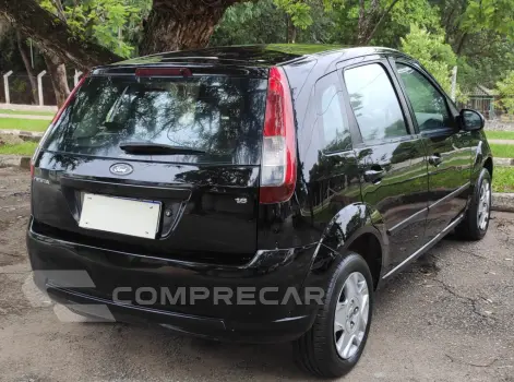 FIESTA 1.6 MPI Class Hatch 8V