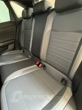 Nivus Highline 1.0 200 TSI Flex Aut.