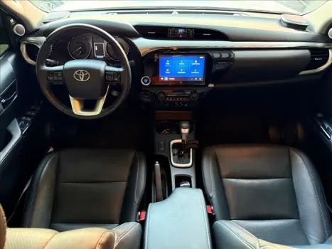 HILUX 2.8 D-4d Turbo CD SRX 4X4