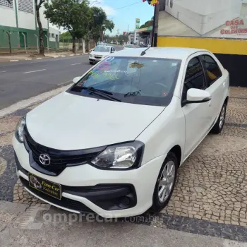 Toyota ETIOS X Plus Sedan 1.5 Flex 16V 4p Aut. 5 portas