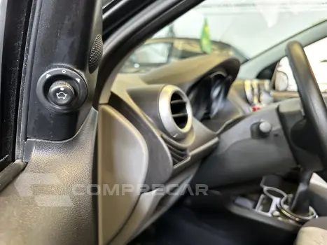 FIESTA 1.6 MPI Class Hatch 8V