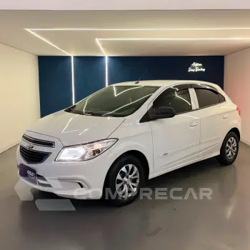 CHEVROLET ONIX HATCH LT 1.0 8V FlexPower 5p Mec. 4 portas