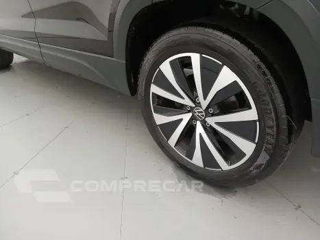 TAOS 1.4 250 TSI TOTAL FLEX HIGHLINE AUTOMÁTICO