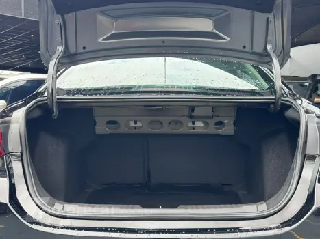 ONIX 1.0 Turbo Plus Premier