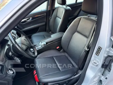C 180 1.8 Cgi Classic 16V Turbo Gasolina 4P Automático