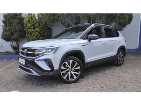 Volkswagen TAOS 1.4 250 TSI TOTAL FLEX HIGHLINE AUTOMÁTICO 4 portas
