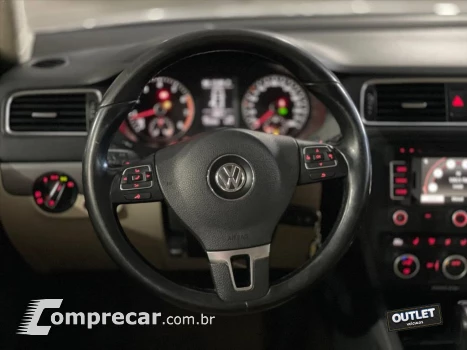 JETTA 2.0 COMFORTLINE FLEX 4P TIPTRONIC