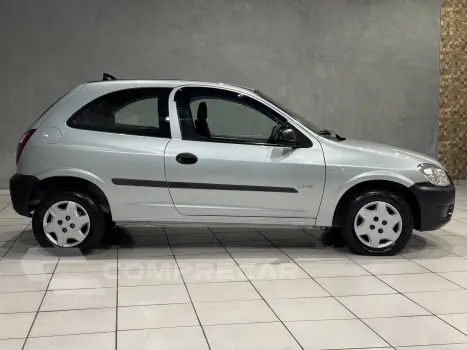 CELTA 1.0 MPFI Life 8V