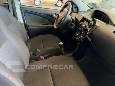 ETIOS HATCH - 1.3 X 16V 4P MANUAL