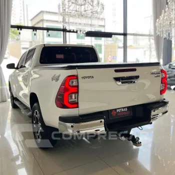 HILUX 2.8 D-4d Turbo CD SRX 4X4